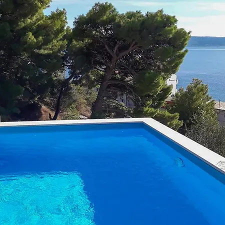 One-bedroom In * Jesenice (Split-Dalmatia)