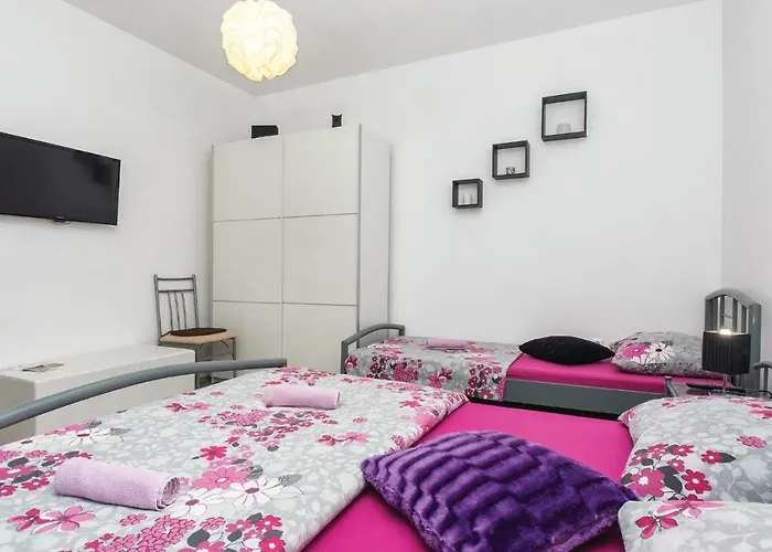 One-bedroom In *